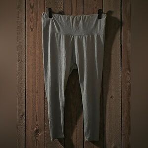 Maternity Gray Leggings | Size Large | Pregnancy Maternity Clothing🤰